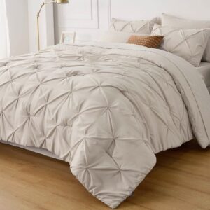 pintucked comforter set_cream